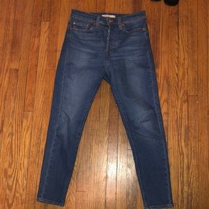 Levi’s Wedgie Skinny ButtonFly Jeans